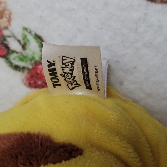 Pikachu Plush With Storage - Picture 3 of 4